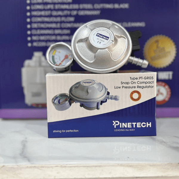 Pinetech Gas Regulator with Gauge